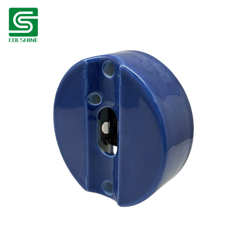 S14d porcelain lamp holder.jpg